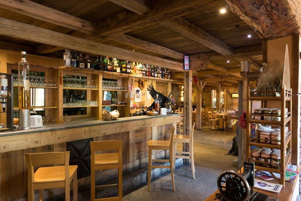 Bijoux Des Alpes - Mont Blanc Village La Salle Exterior photo